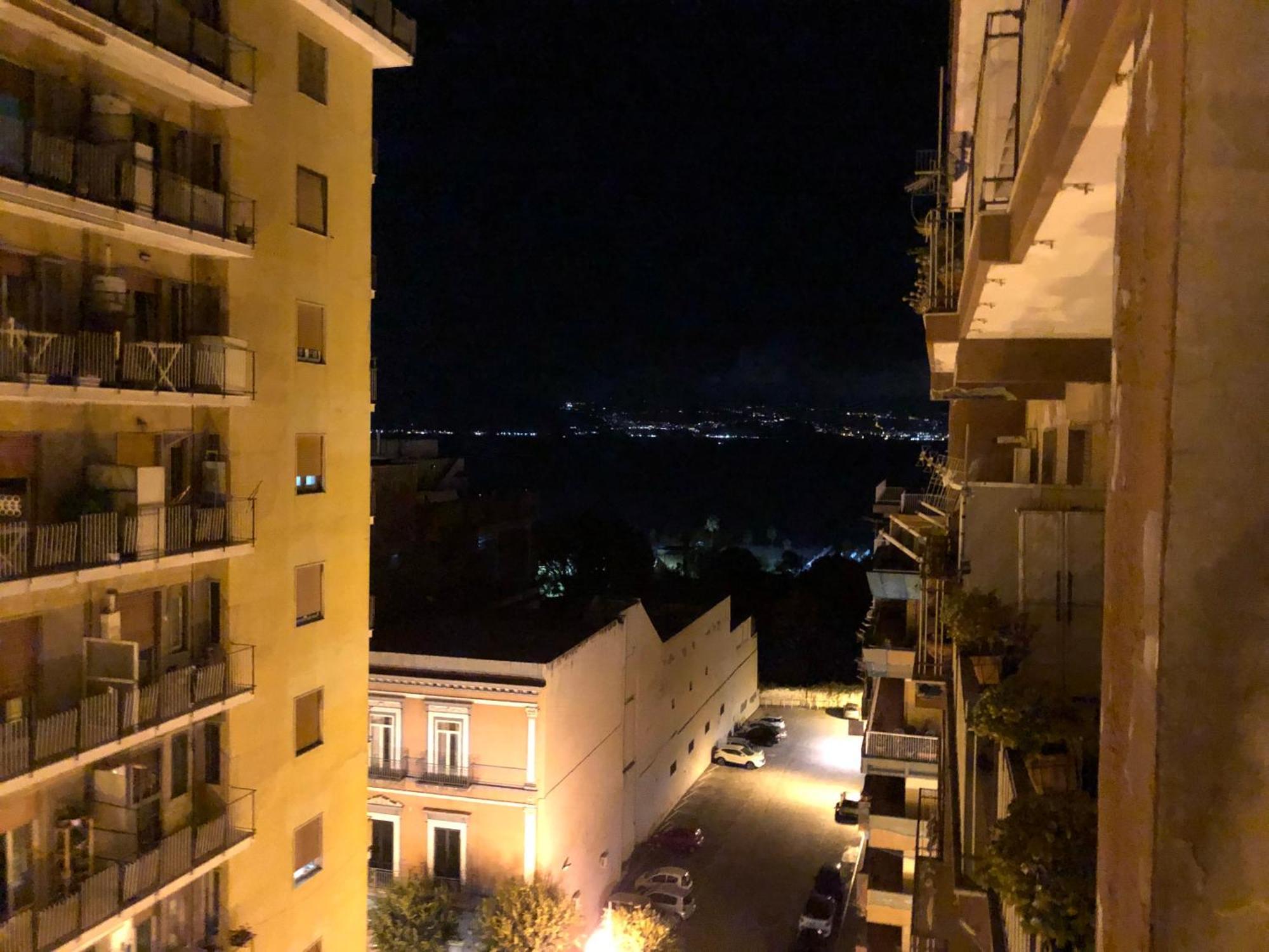 Sogno Di Mezza Estate Lägenhet Torre Annunziata Exteriör bild